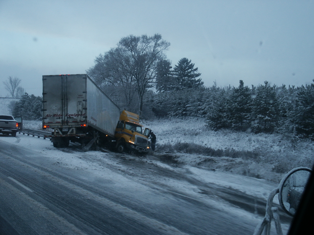 How Does a Jackknife Truck Accident Happen?